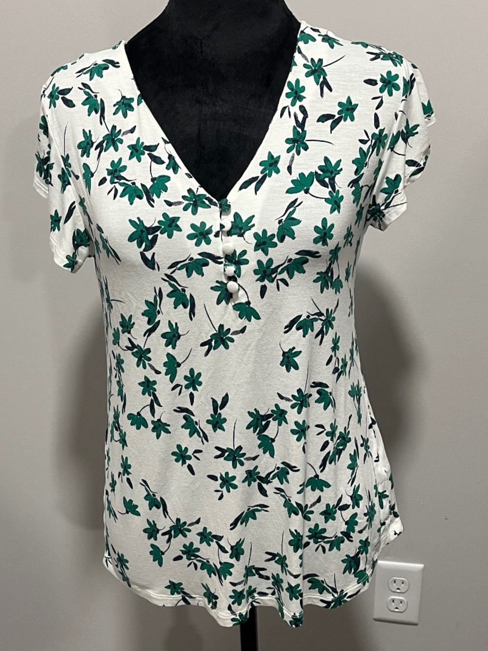 Liz Claiborne Short Sleeve Blouse Floral Size XSmall